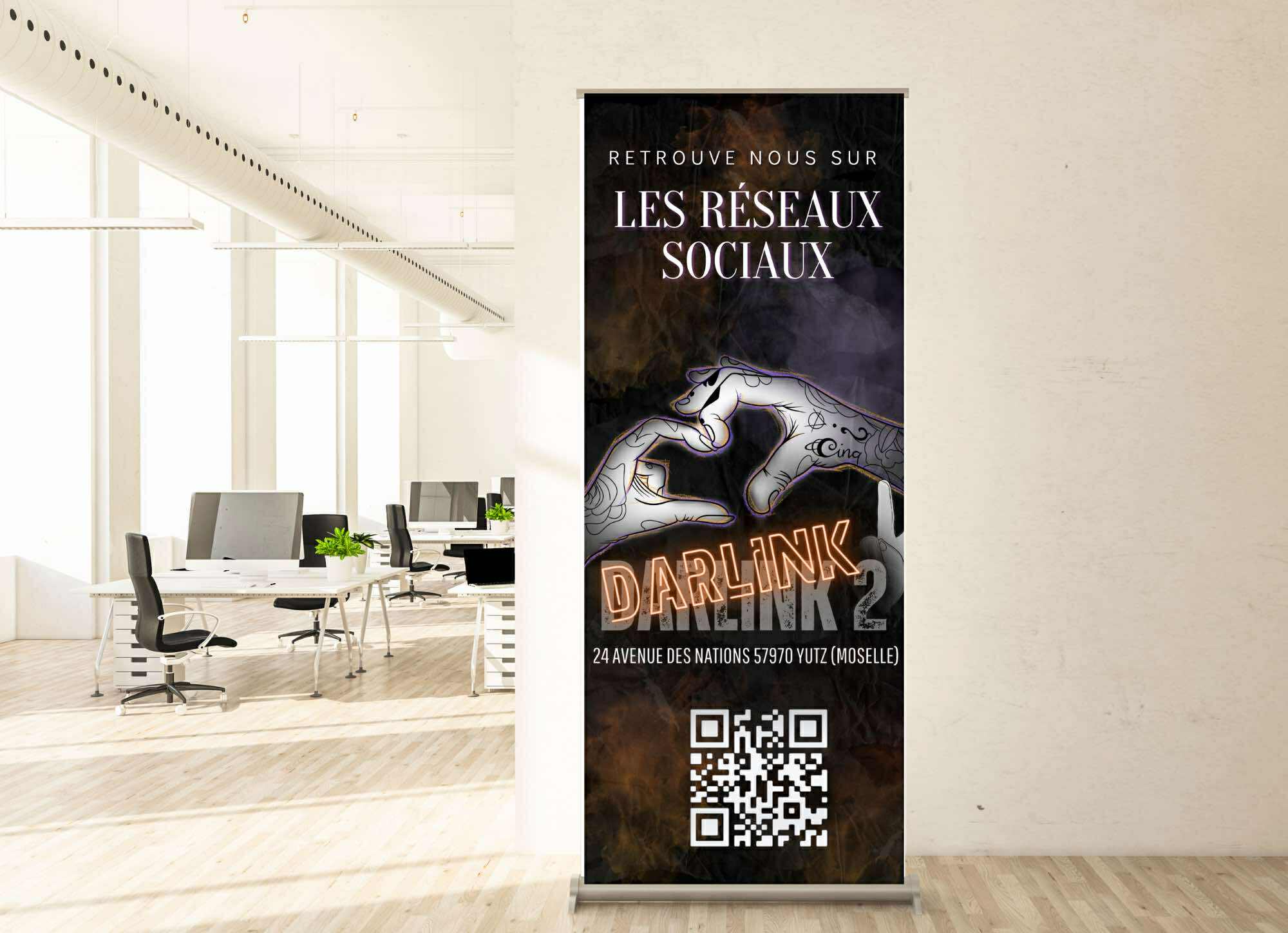 Ceci est un Roll-up réalisé par Neska, graphiste professionnelle en Moselle